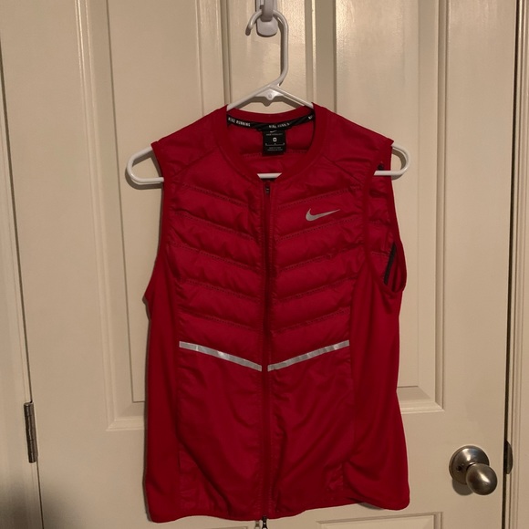 Nike Jackets & Blazers - Nike Aeroloft Running Vest